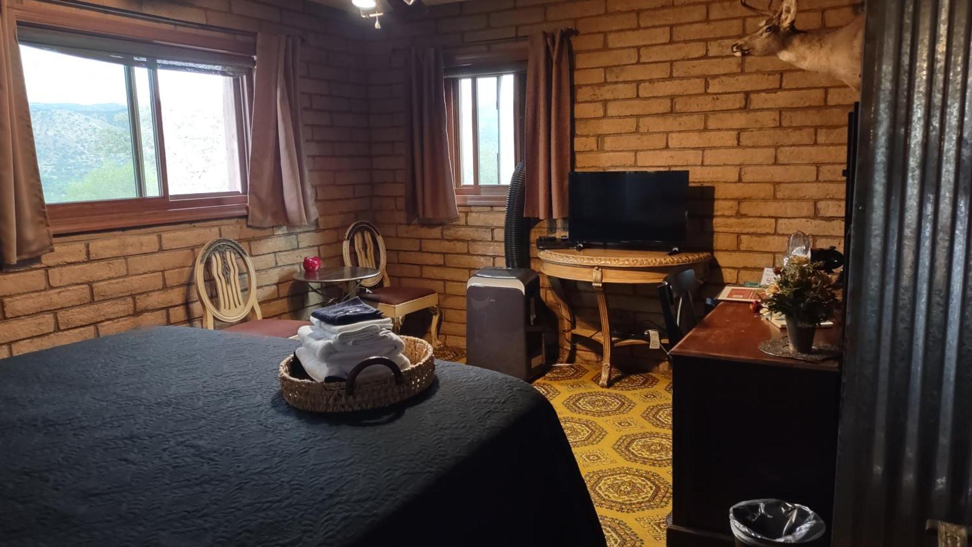Rustic Rooms By Kings Canyon & Sequoia National Parks Yokuts Valley  Zimmer foto